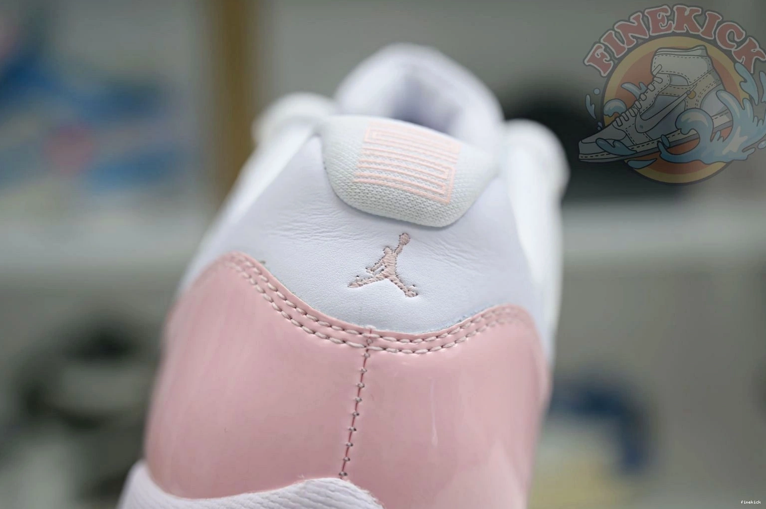 WMNS Low Jordan Jordan 11 Air 0827